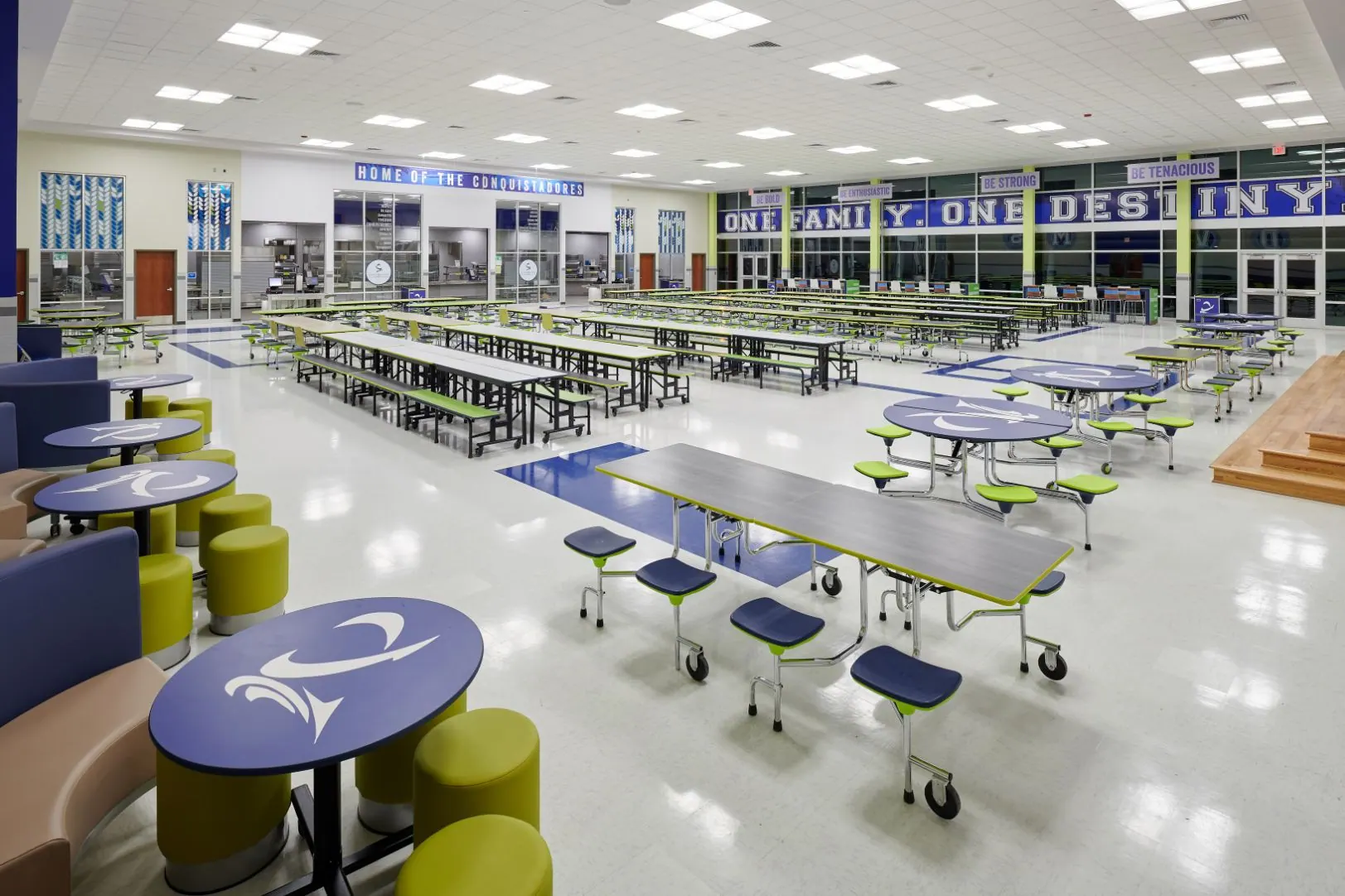 Del Valle Middle & Mission Valley Elementary Combo School photo 20